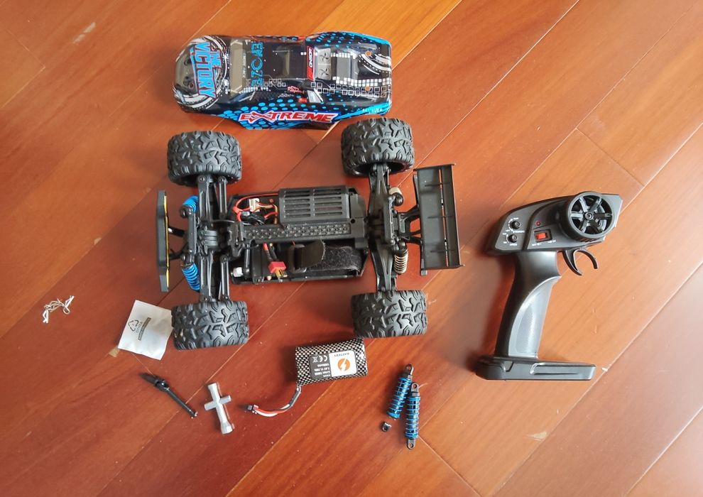 9302E 4WD 1:18 Remote Control Car High Speed 40KM/H Off Road Monster
