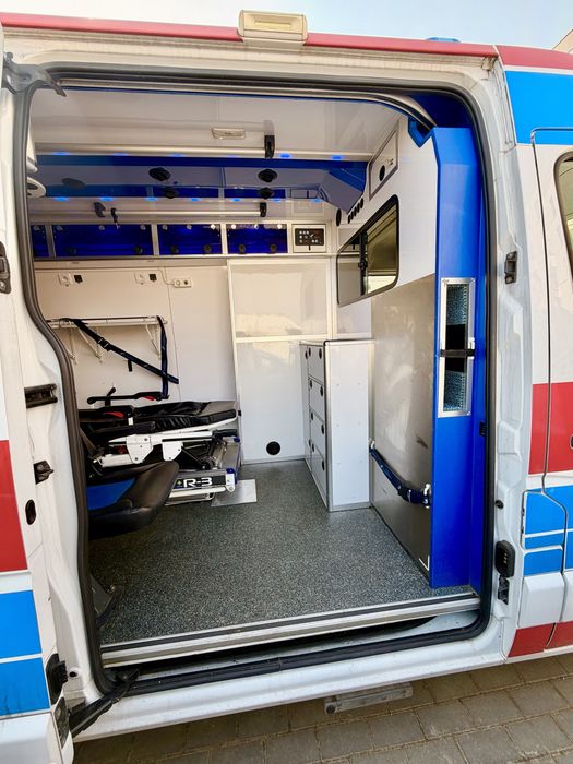 Ambulans Karetka Renault Master