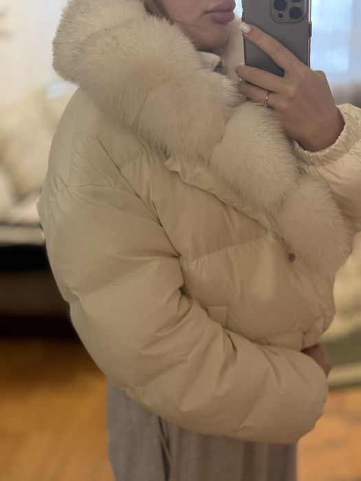 Куртка жіноча біла