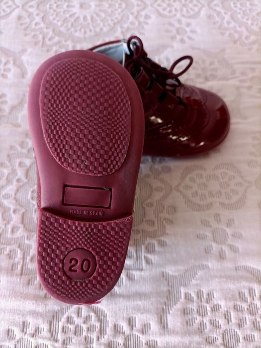 Botinha de verniz n20 rigorosamente novas