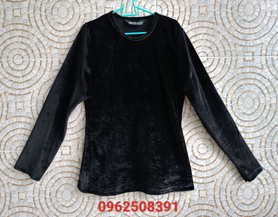 Джемпер велюровый черный на девочку (девушку), бренд Super Girl