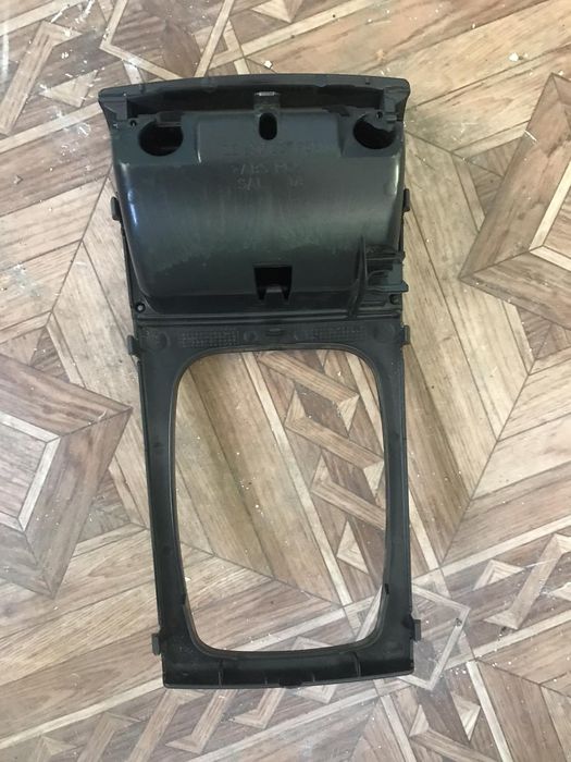 Пепельница шкода фабия,папільничка skoda fabia 1, консоль,панель