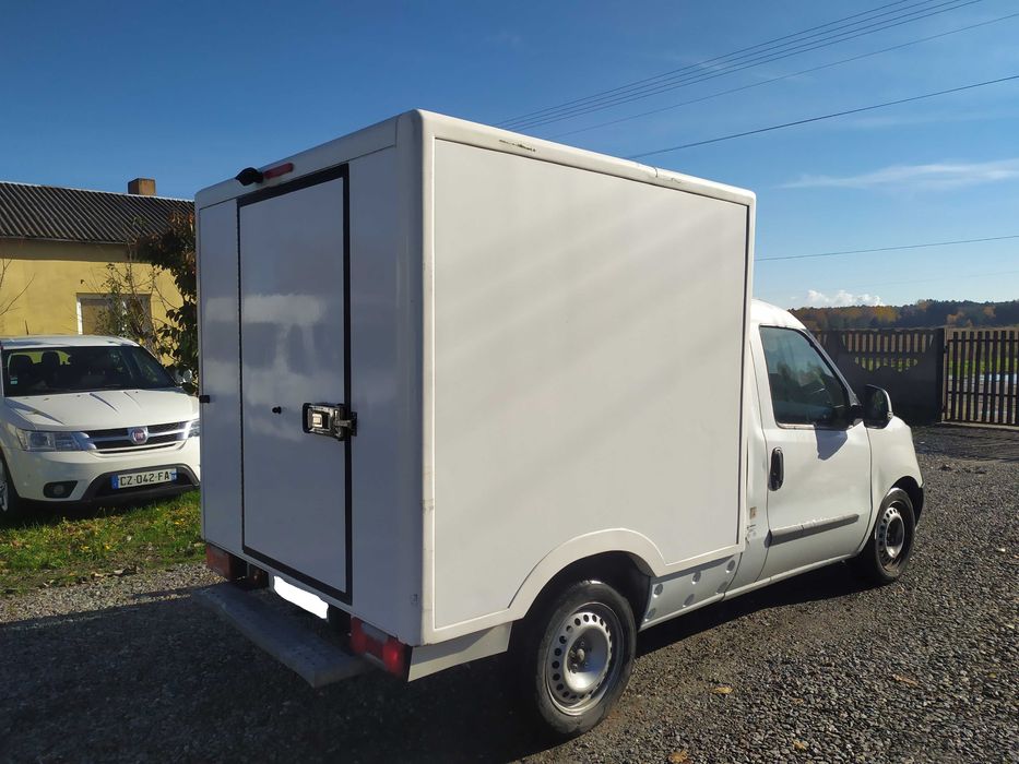 Fiat Doblo 1,6 MJT 105 KM Klima Chłodnia