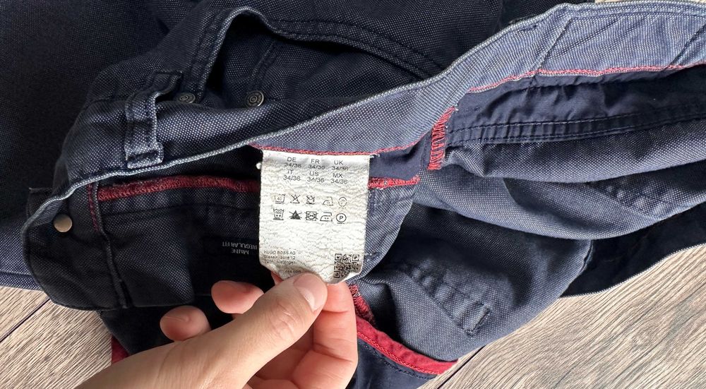 Spodnie materiałowe HUGO BOSS jeans męskie szerokie r. 34/29
