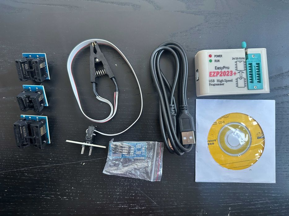 Szybki programator EZP2023+