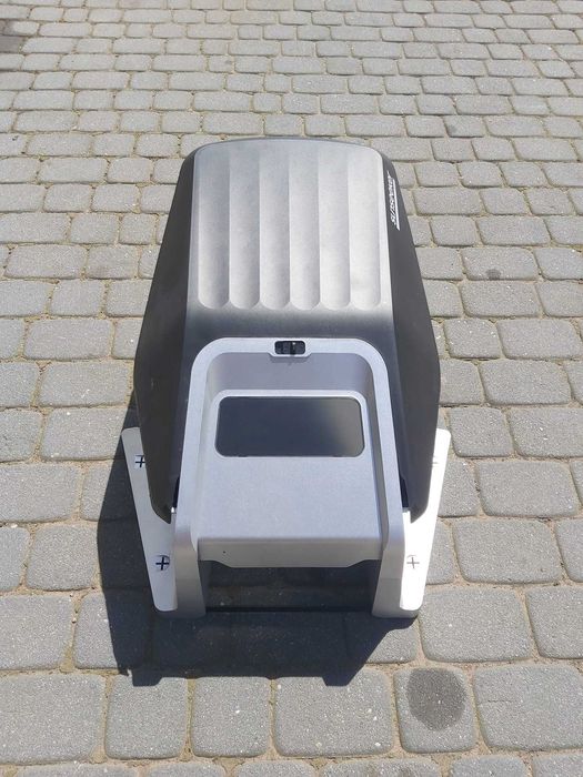 Domek do robotów koszących Sunseeker elite