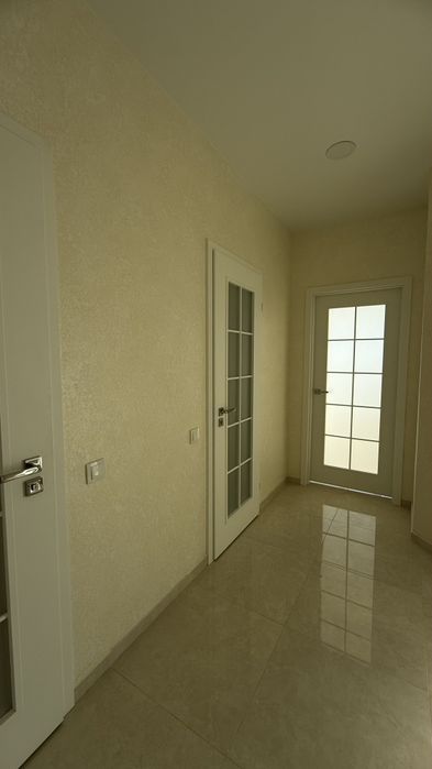 Терміновий продаж 2-кімнатна квартира 70м2  в зданому будинку з ремонтом.ЖК Нова Європа