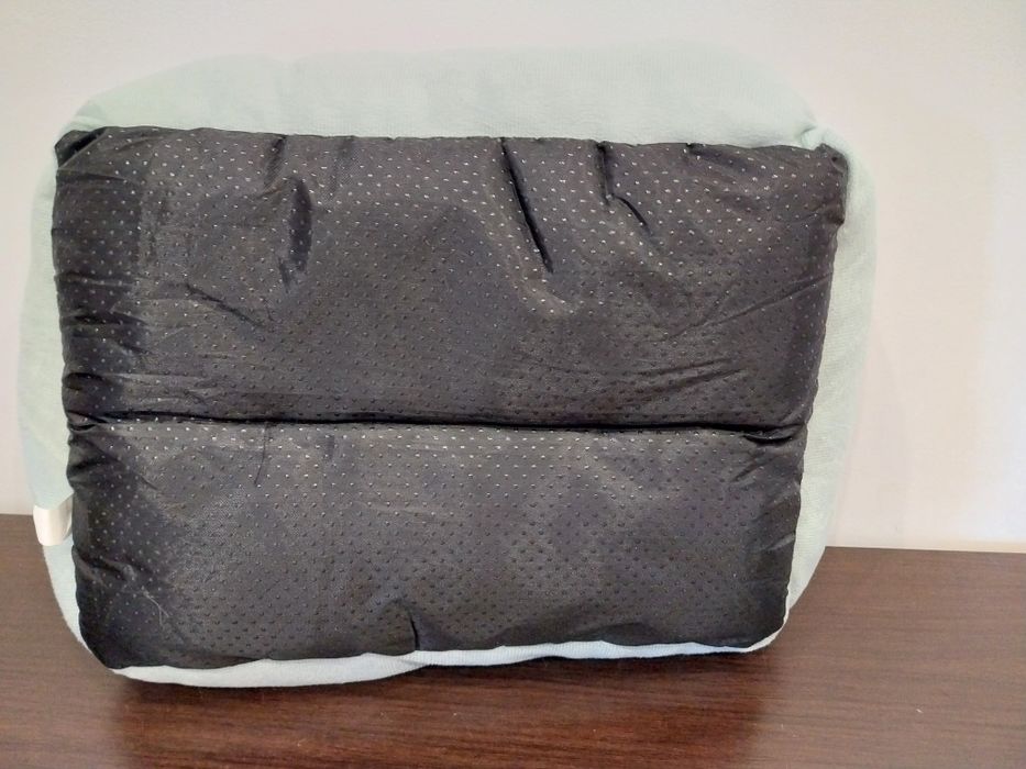 Cama para gatos,  uma com 42cm e 51cm, novas