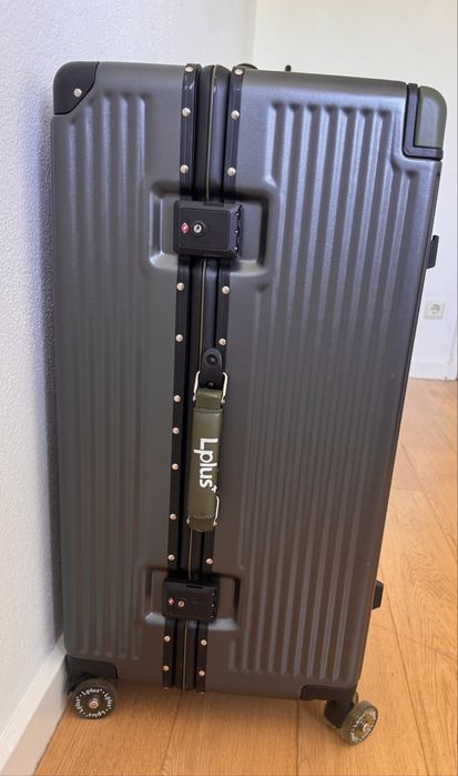 Mala de viagem 28” Lplus+ – como nova, usada apenas 1 vez
