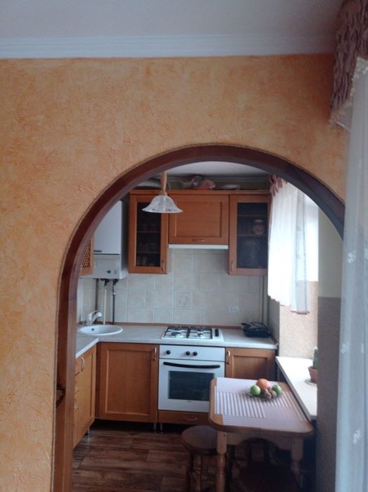 Продаж 3ох кімнатноі квартири в м. Стрий . Торг.Євроремонт.