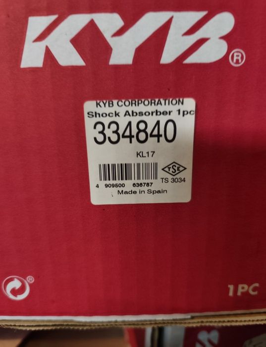 Kayaba!!!Продам все нове! задні та передні стойки, пильник з відбійник