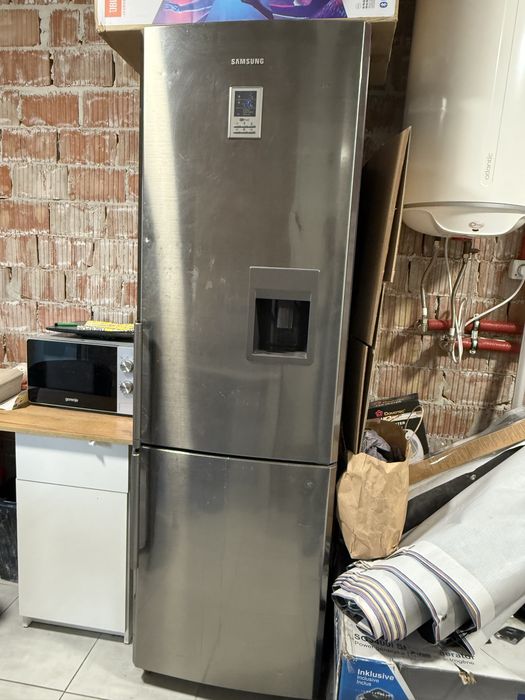 Холодильник Samsung No Frost