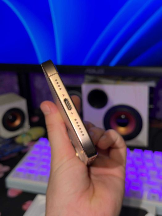 iPhone 16 Pro Max 256 Gb Desert Titanium Батарея 93%