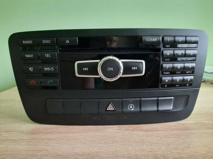 RADIO-NAVI - Mercedes W176