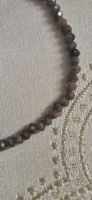 Bransoletkaz Labradorytu naturalnego kamienia.