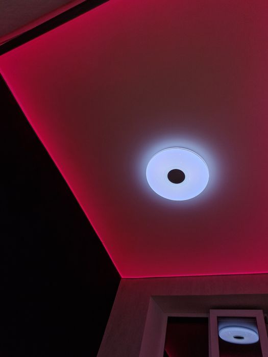 Натяжні стелі потолки