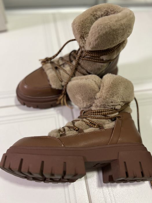 Зимові черевики  36