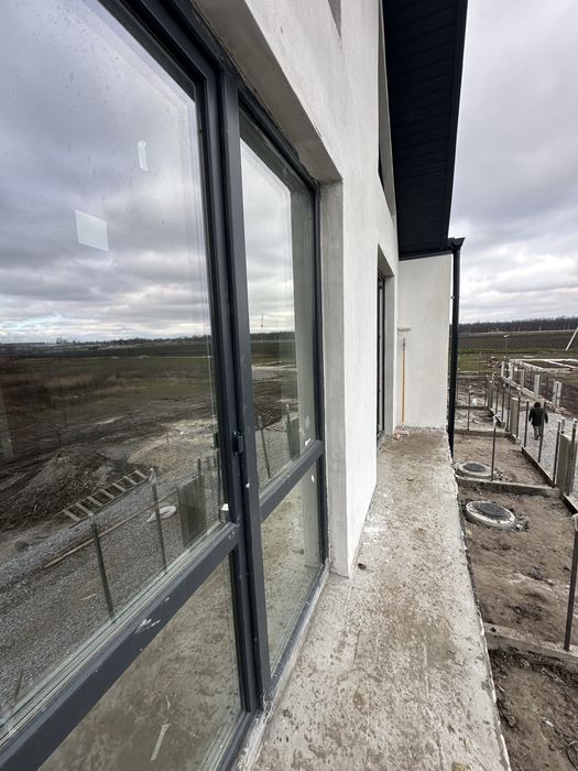 Продаються Таунхауси на Військбуді. Без комісії, від власника!