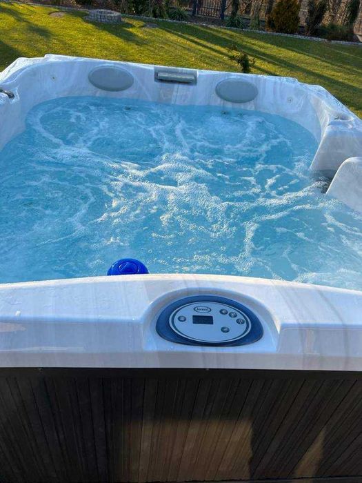 JACUZZI model J 225