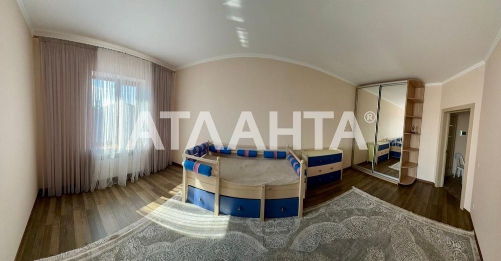 Продажа добротного дома Совиньон 3