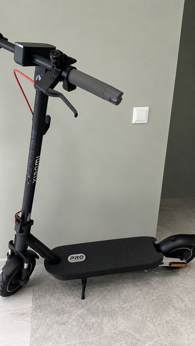 Продам Xiaomi Electric Scooter 5 Pro
