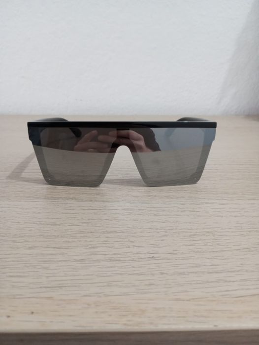 Óculos de Sol Estilo Moderno