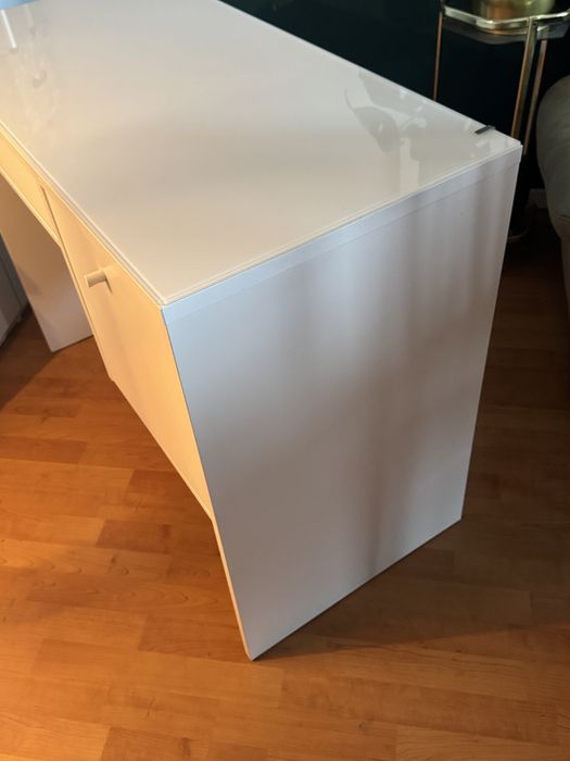 Biała toaletka Ikea SYVDE biurko stan idealny