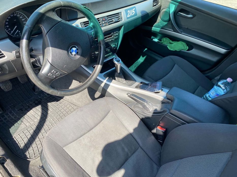 BMW seria 3 E90 320i