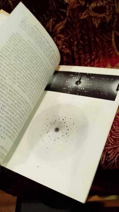 A História da análise por meio de Raios X 1943 Sir Lawrence Bragg