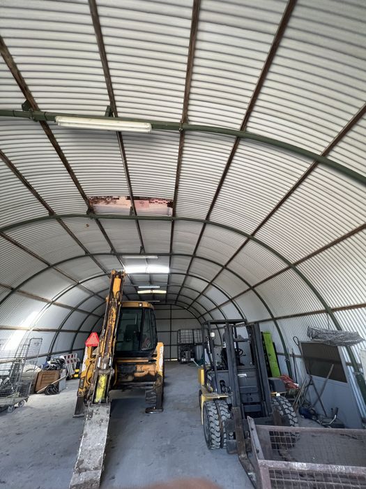 Armazem metálico 200 m²