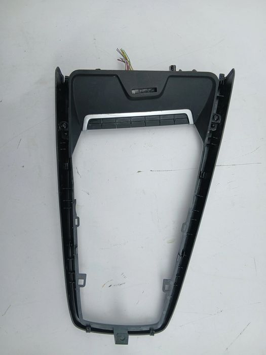 Moldura da consola central / rádio / aro AUDI A3 Sportback (8YA)