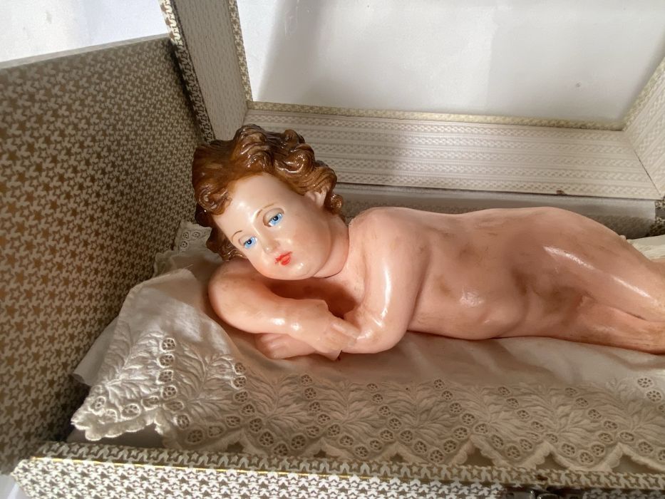 Menino Jesus de cera musical