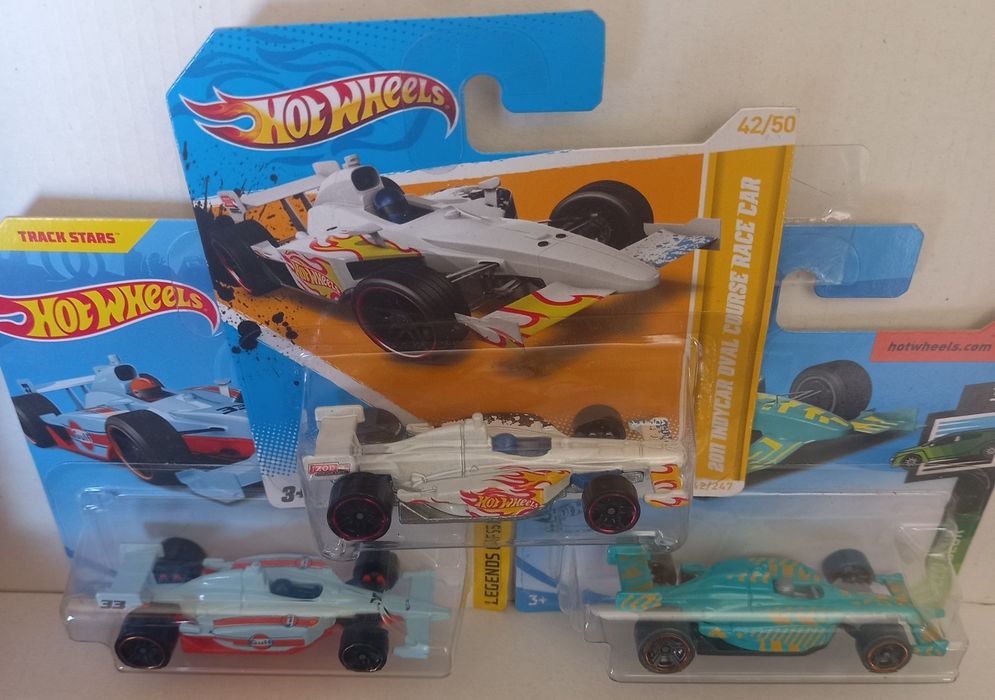 Conj 3 hot wheels Indy 500 oval