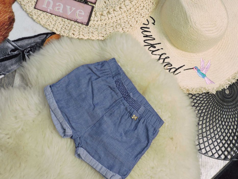 H&M - bawełniane szorty ala jeans , metalowy kwiatuszek r 86