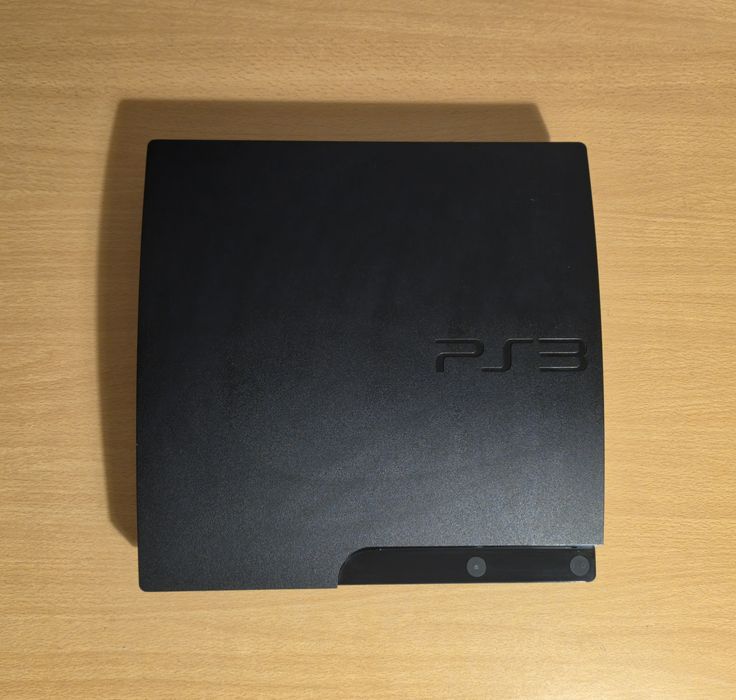 Playstation 3 Slim 160GB + Comando + Jogo