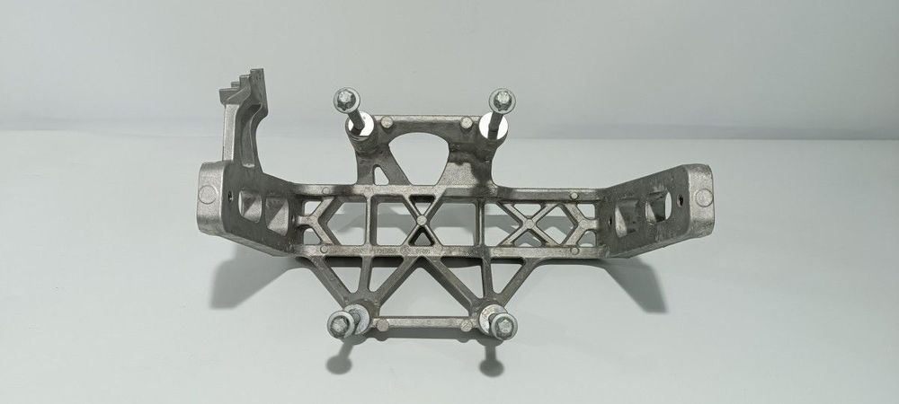 MÉDIO MERCEDES EQS 450+
