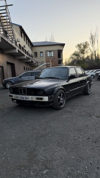 BMW E30 седан м20б20