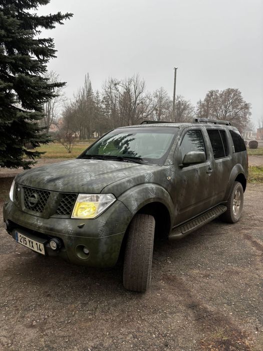 Продам Nissan Pathfinder 2.5 D