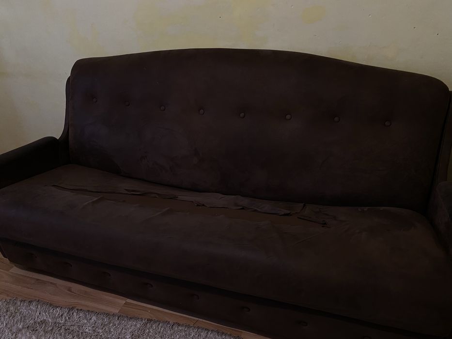 Диван та крісла в описі детальніше