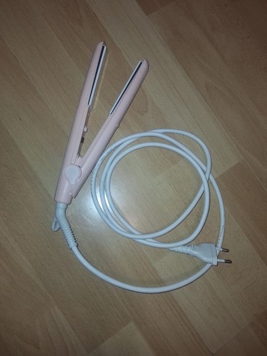 Prostownica Philips różowa