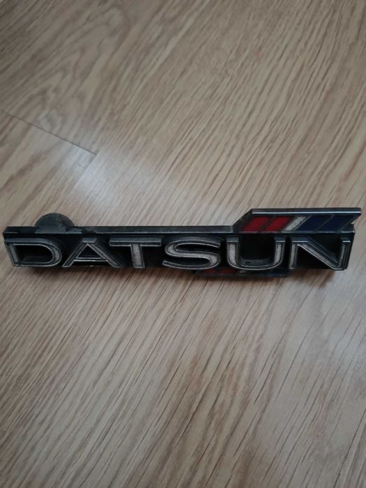 Vendo símbolos de marcas de automóveis