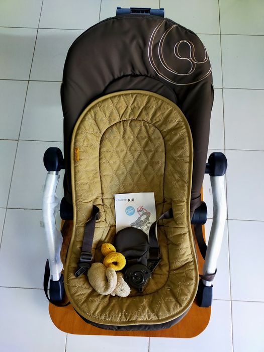 Espreguiçadeira cadeira baloiço bebê Concord Rio