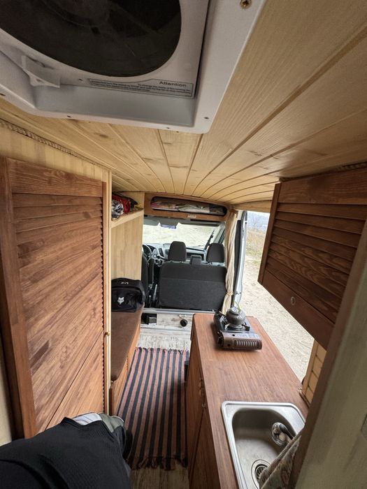 Продам автодом кемпер