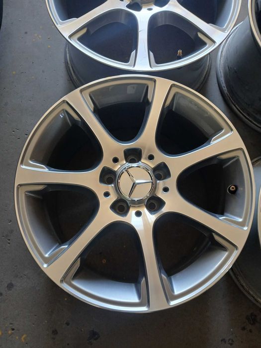 Felgi aluminiowe Mercedes C 8,5j17 et 58 ch 66 5x112 chromowano-grafitowe W 204