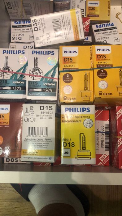 Ксеноновая лампа Филипс Philip D1S 85415CV1