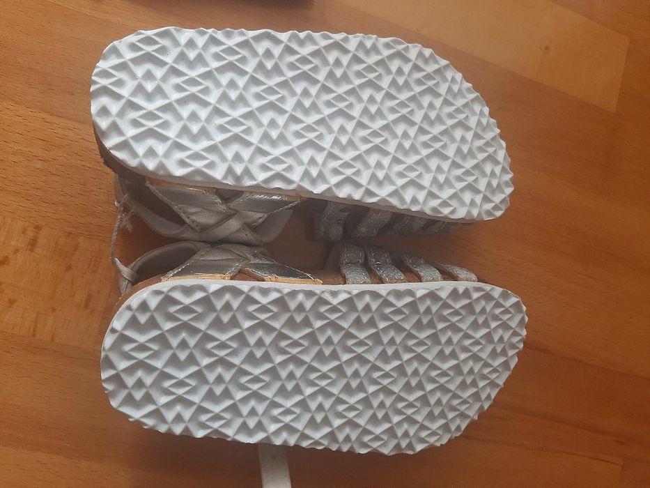 Босоніжки Lupilu 26 розміру