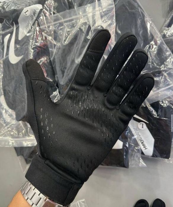 ВЖЕ В УКРАЇНІ •перчатки nike hyperwarm•