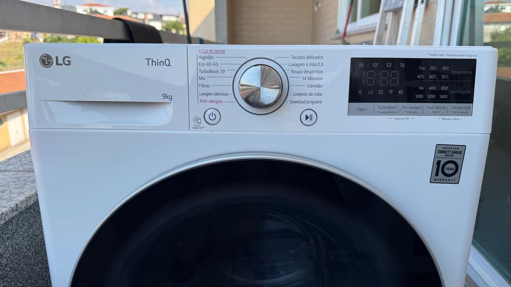 Máquina de Lavar LG | 9kg | 1400rpm | Classe A