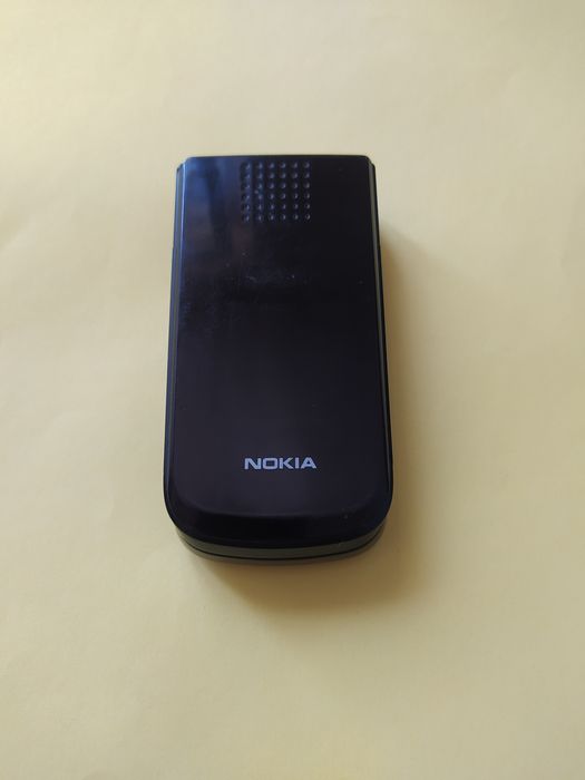 Nokia 2720 a - 2.