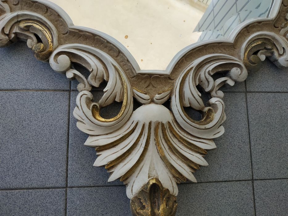 Princess-Style Mirror422806068270868481